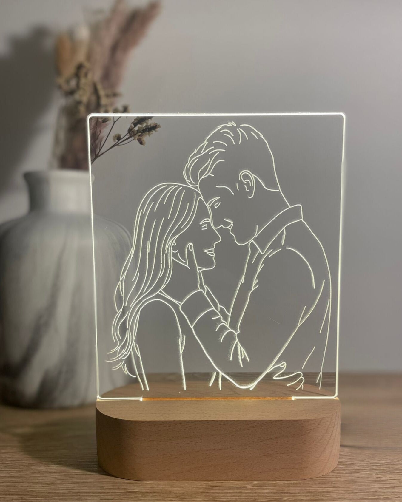 AuraLine™ — Line-Art Lampe