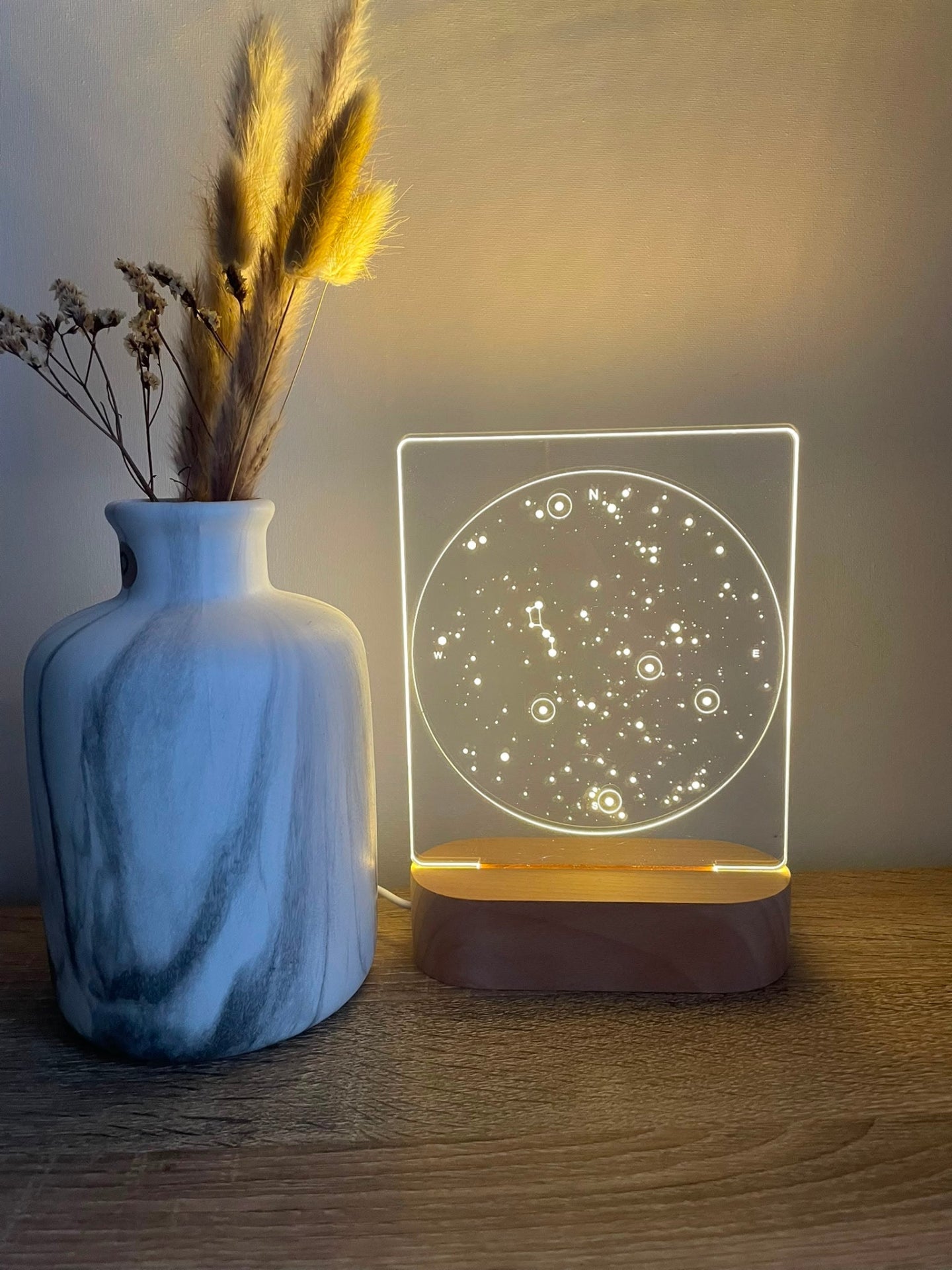NovaMap™ star map lamp — custom night sky LED lamp handmade in Antwerp